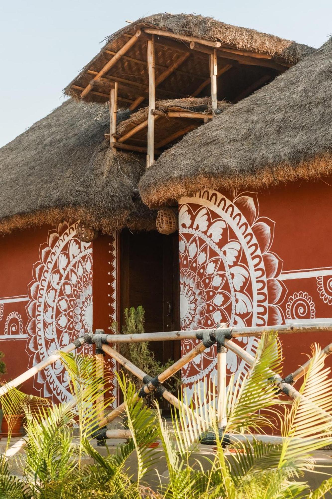 The Hideout Cottage And Restaurant Hampi Bagian luar foto