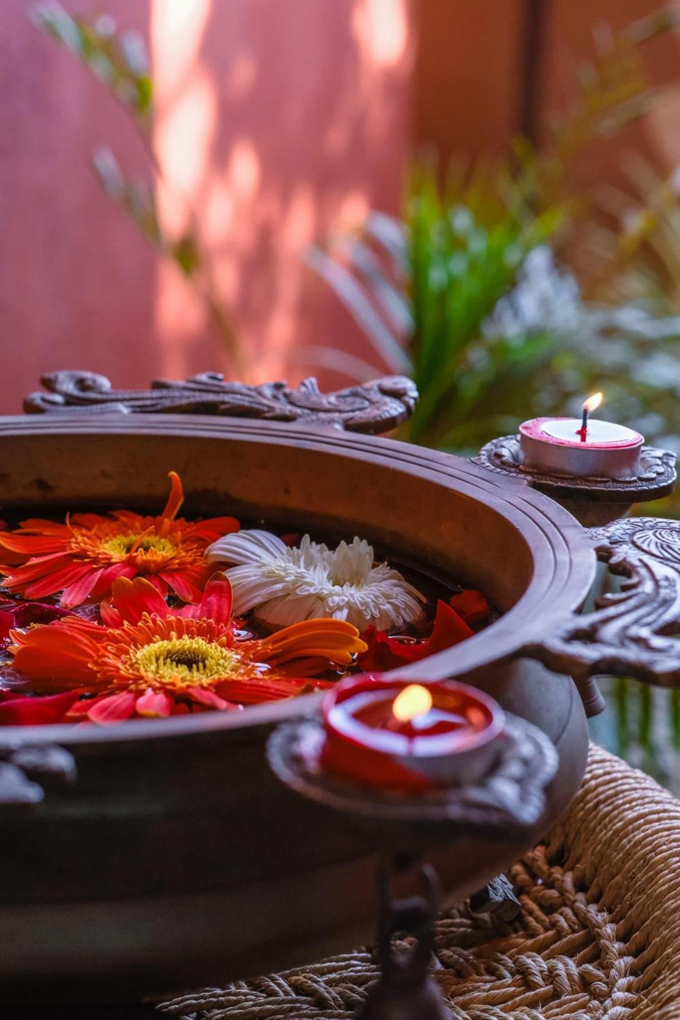 The Hideout Cottage And Restaurant Hampi Bagian luar foto